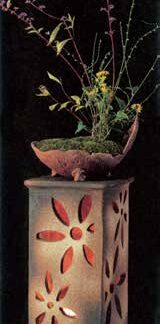 陶照明　コゲ花彫　庭園燈